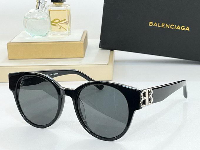 Balenciaga Sunglasses ID:20240703-98